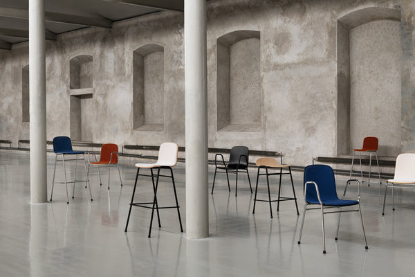 Touchwood Armchair Graphite / Black by Lars Beller Fjetland - Hem