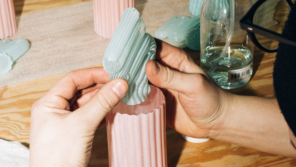 Monument Pink Base / Celadon Swirl by Rasmus Nossbring - Hem
