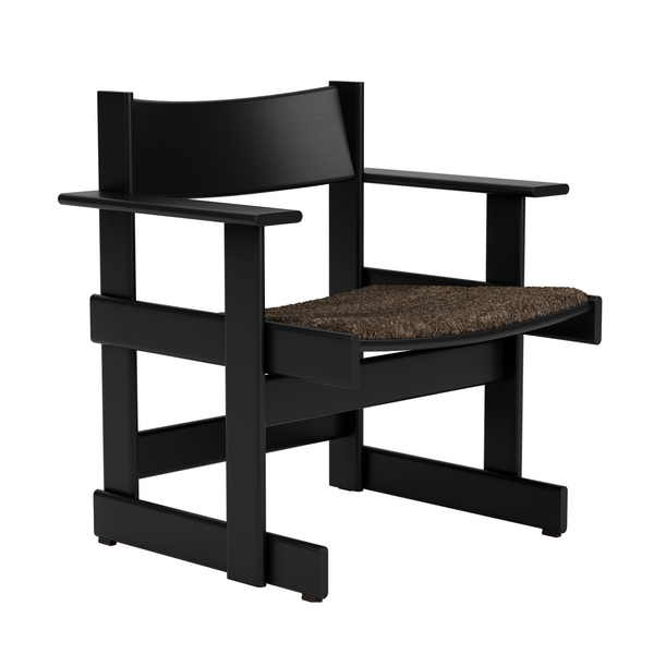 Bullnose Lounge Chair Black / Taupe Sheepskin Seat Pad (UK)