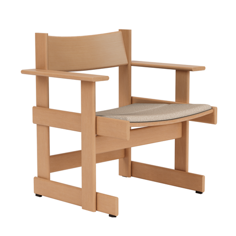 Bullnose Lounge Chair Natural / Swan Seat Pad UK