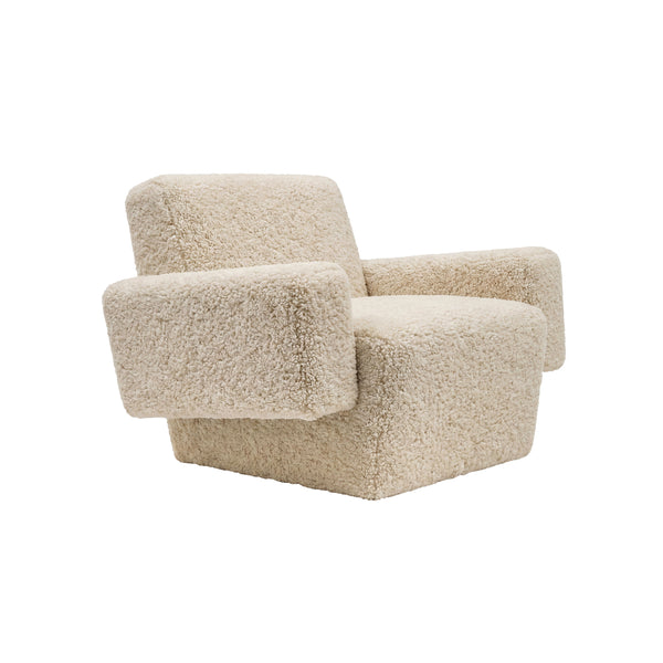 Hunk Lounge Chair With Armrests Curly 17mm 09 Moonlight